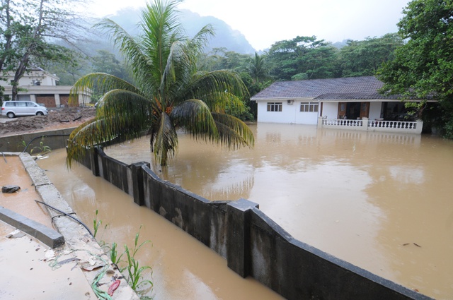 Heavy rainfall floods areas of Seychelles’ 3 main islands