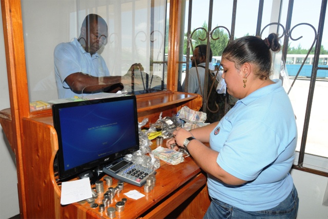 Scrutiny of Seychelles public service with new survey