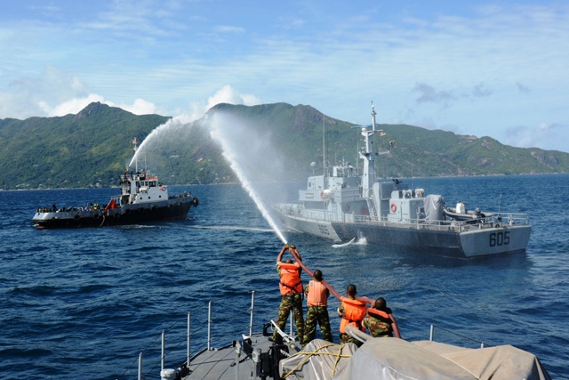 Seychelles agencies test oil spill response preparedness with EU partners