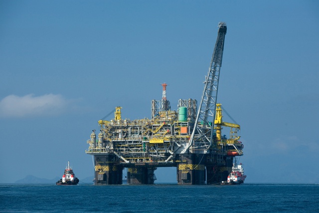 « Avana Petroleum Limited » en défaut de paiement pour des dépenses dans leur recherche pour trouver du pétrole aux Seychelles.