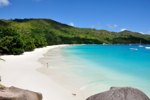 Seychelles rated highly by travellers – idyllic beach continues to impress visitors