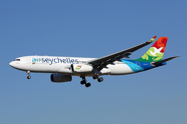 Opening up the Seychelles skies for more flights from Italy - Aviation agreement renewed
