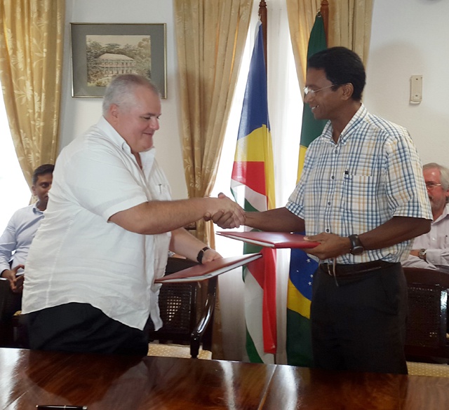 Targeting the South American tourist market: Seychelles signs air agreement with Brazil