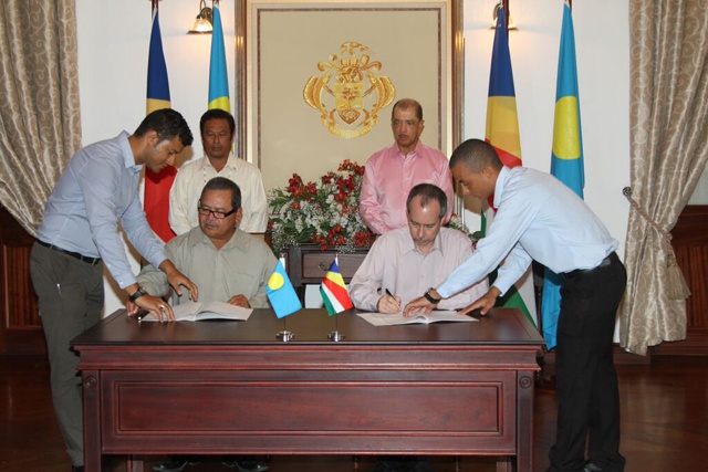An example of small islands cooperation: Seychelles and Palau formalize future collaboration