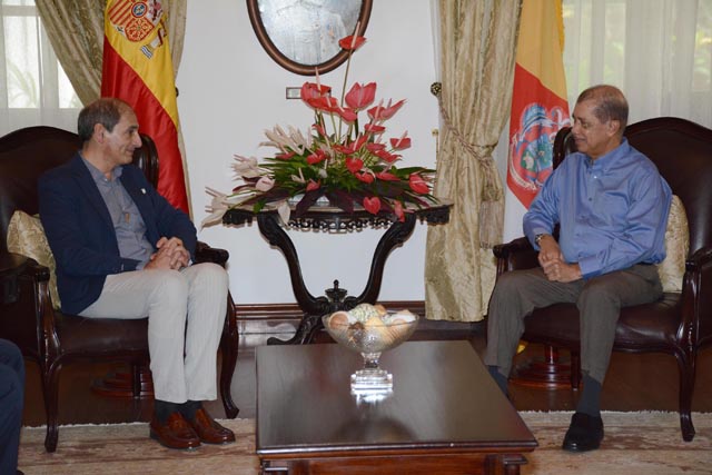 Le nouvel ambassadeur d’Espagne souhaite promouvoir la culture de son pays aux Seychelles au cours de son mandat.
