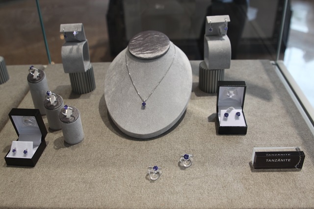Des nouveaux bijoux au cœur de Victoria : une bijouterie sud-africaine a  choisi les Seychelles pour ouvrir son premier magasin