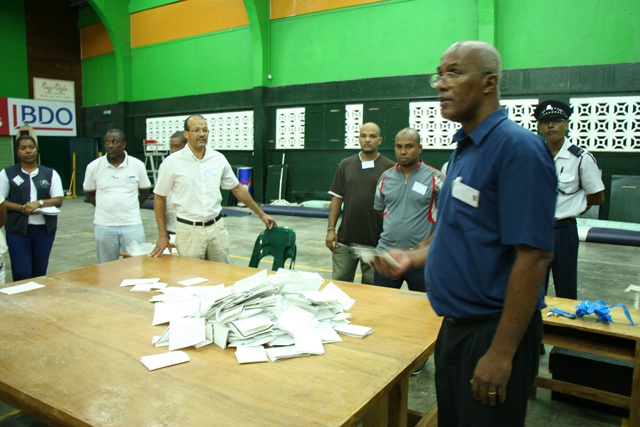 Le décompte des bulletins de vote a commencé dans de nombreux districts des Seychelles