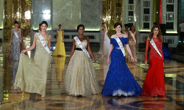 Miss Seychelles sparkles in ‘golden sunset’ dress at Miss World 2015