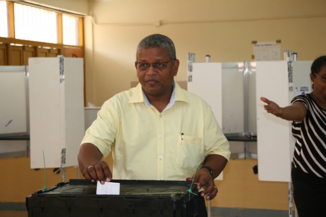 Élection présidentielle aux Seychelles : « Le changement arrive » Wavel Ramkalawan
