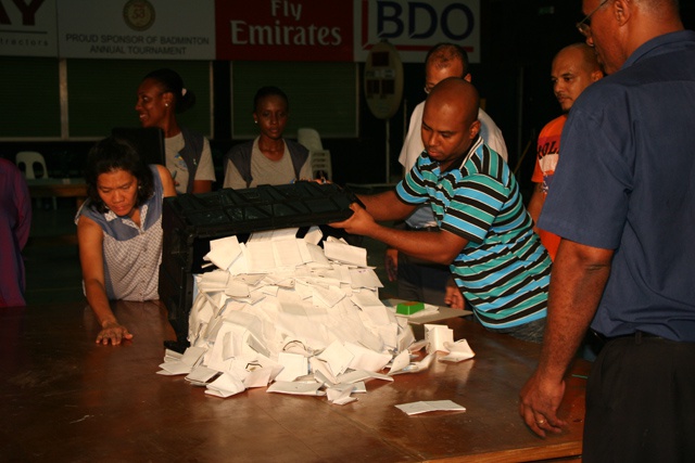 Vote counting underway in Seychelles presidential run-off as all polling stations close on time