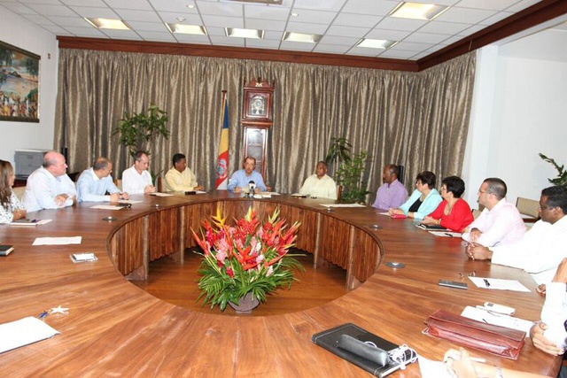 Seychelles President holds first meeting with ministers