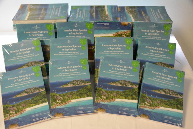 Seychelles gets first-of-its-kind book on invasive plants