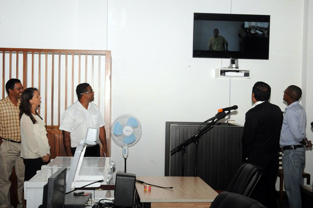 Le premier système de preuve par vidéo pour les tribunaux des Seychelles est opérationnel