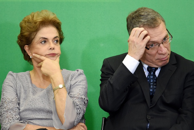 Brésil: rejet d'un recours contre la procédure de destitution de Rousseff