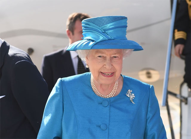 Queen Elizabeth II an 'inspiration,' Seychelles' president says as queen turns 90