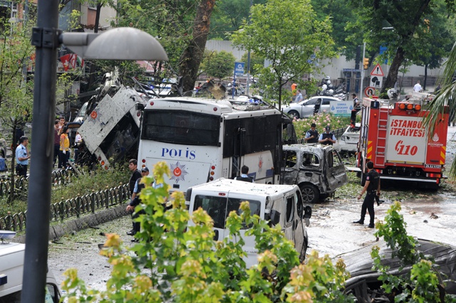 Bomb attack on police kills 11 in Istanbul