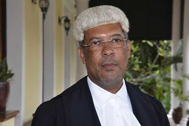 Supreme Court welcomes new Seychellois judge who pledges honour in new role