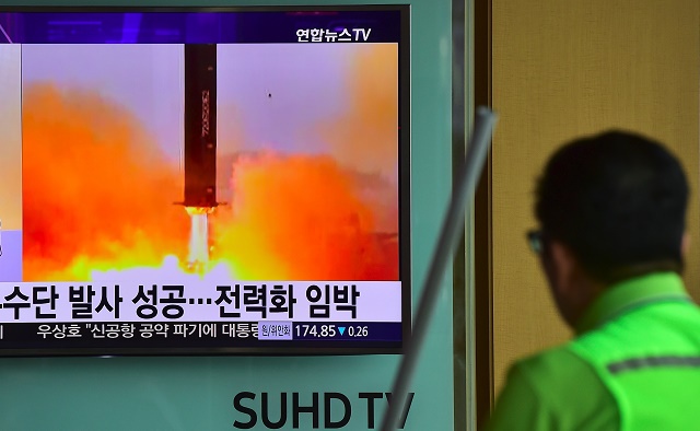 Tirs nord-coréens: Washington doit développer ses systèmes antimissiles