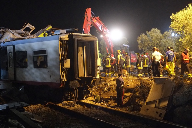 At least 22 killed in Italy head-on train collision
