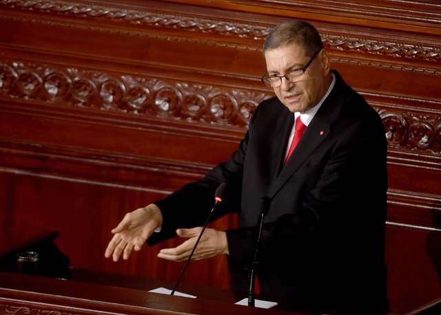 Tunisian PM Habib Essid loses confidence vote