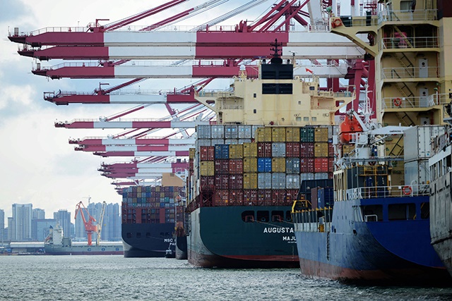 Chine: nouveau plongeon des échanges commerciaux en juillet
