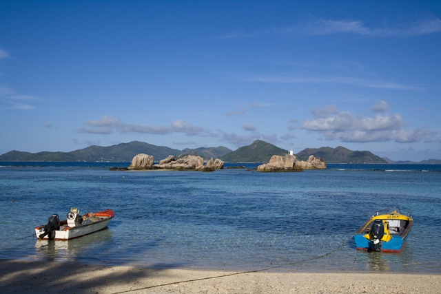 3 dead, 3 rescued after boat capsizes in Seychelles