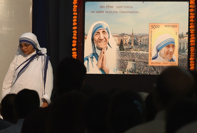 Pope declares Mother Teresa a saint