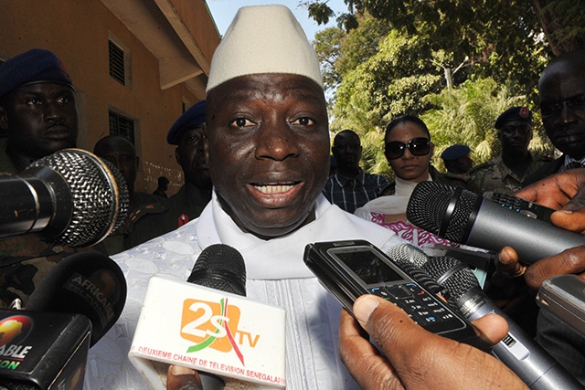 Gambie: des présidents africains poussent Jammeh à partir, son parti conteste l'élection en justice
