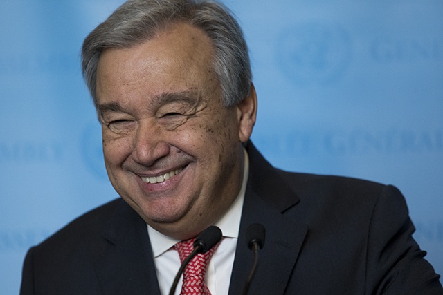 Le nouveau patron de l'ONU veut faire de 2017 "une année pour la paix"