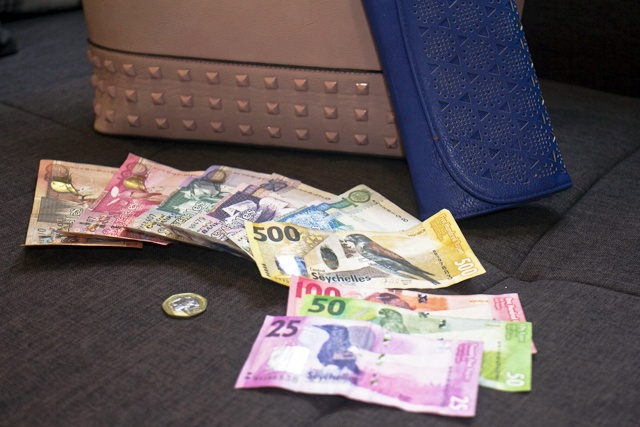 Want money? Here's 7 styles of Seychellois cash