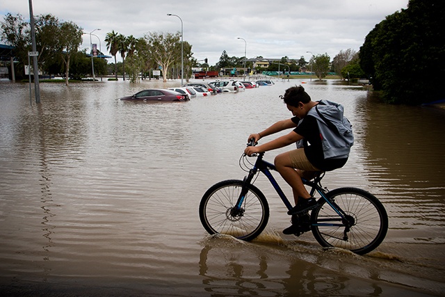 Inondations en Australie: des dizaines de milliers d'évacuations