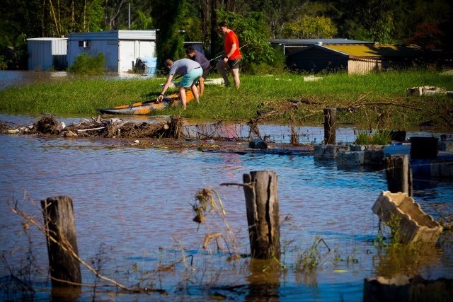 Big clean-up under way in flood-ravaged Australia