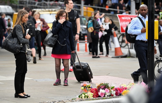 Police make more arrests over London terror attack