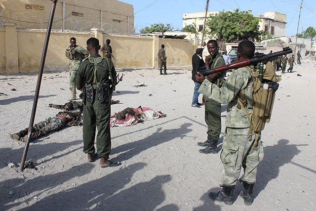 Somalie: au moins 18 tués dans une attaque shebab à Mogadiscio