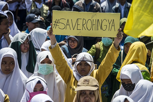 Birmanie: Suu Kyi annule un déplacement à l'ONU en pleine crise des Rohingyas