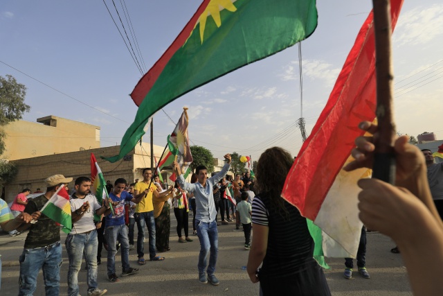 Tensions rise as Iraq Kurds defy Baghdad in independence vote