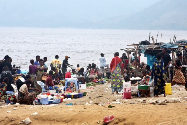 DR Congo mourns flood victims as cholera fears mount