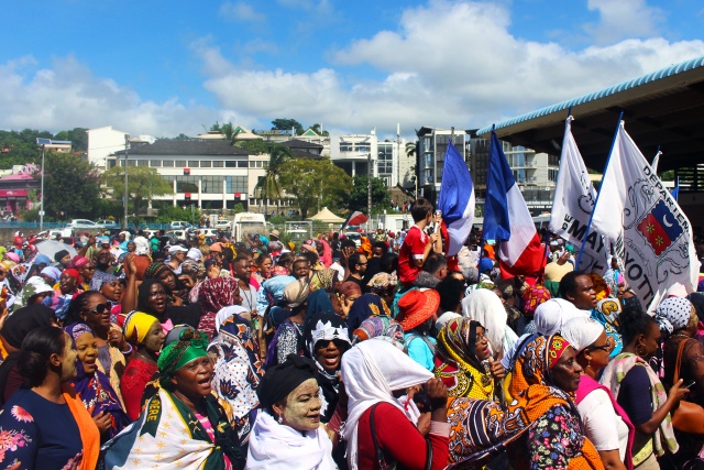 Protesters vow to keep up pressure on French island Mayotte