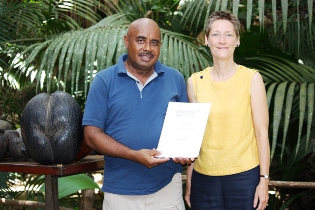 Seychellois volunteer Terence Vel recognised by Her Majesty Queen Elizabeth II