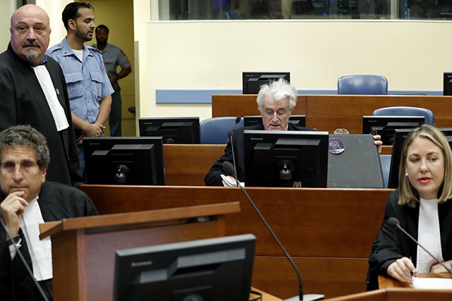 Génocide: dernière prise de parole de Karadzic devant ses juges en appel