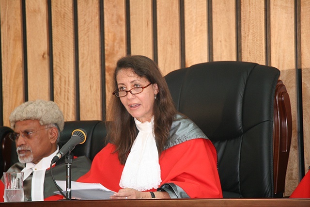 Nomination d’un tribunal chargé d'examiner les plaintes concernant la Présidente de la Cour suprême des Seychelles