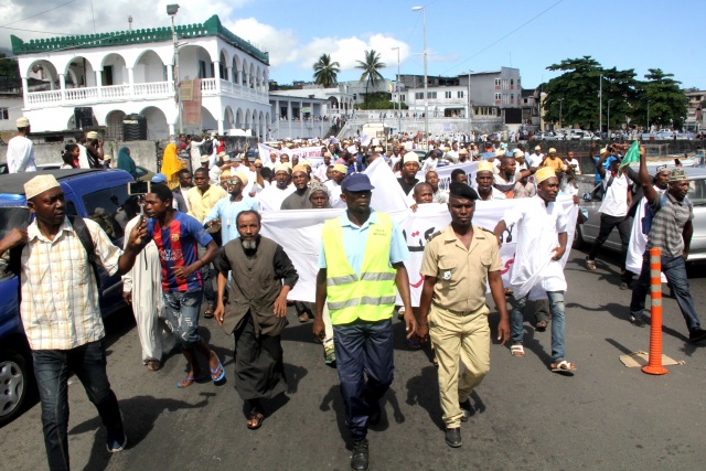 Comoros opposition rallies against referendum