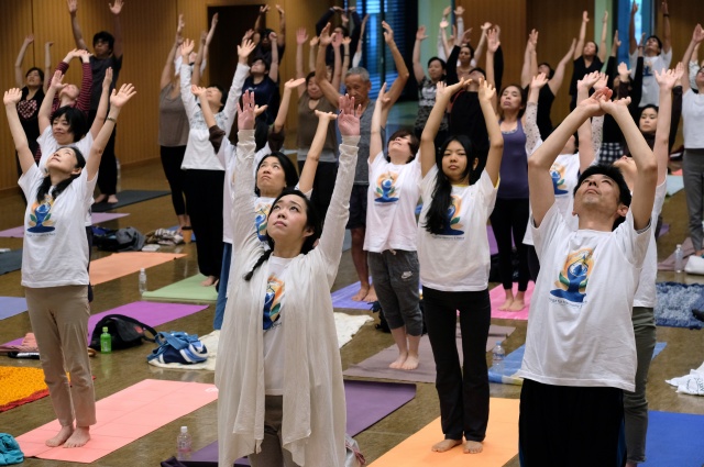 Strike a pose: International Yoga Day stretches around world