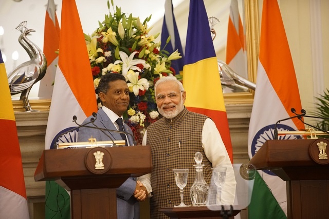 India offers Seychelles $ 100 million line of credit for defence, infrastructure