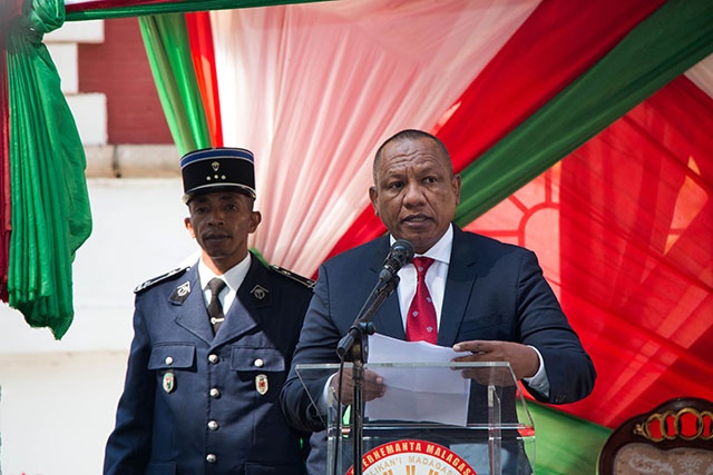 Crise politique à Madagascar: la présidentielle fixée aux 7 novembre et 19 décembre