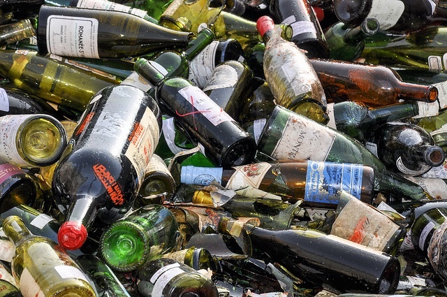 Deposit to be applied to alcohol in glass bottles in Seychelles