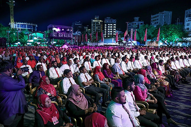Les Maldives votent à une présidentielle controversée