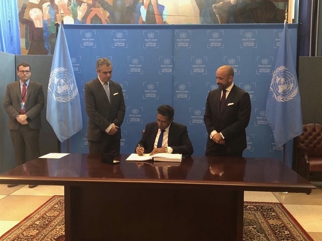 President of Seychelles signs treaty banning nuclear weapons, meets with leaders at UN
