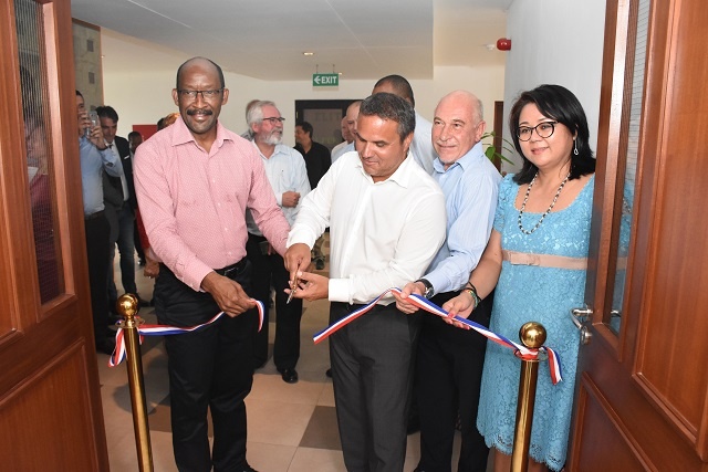 New office to advance relations with Reunion opens in Seychelles