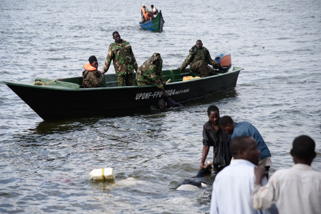 At least 30 drown in Uganda pleasure boat disaster